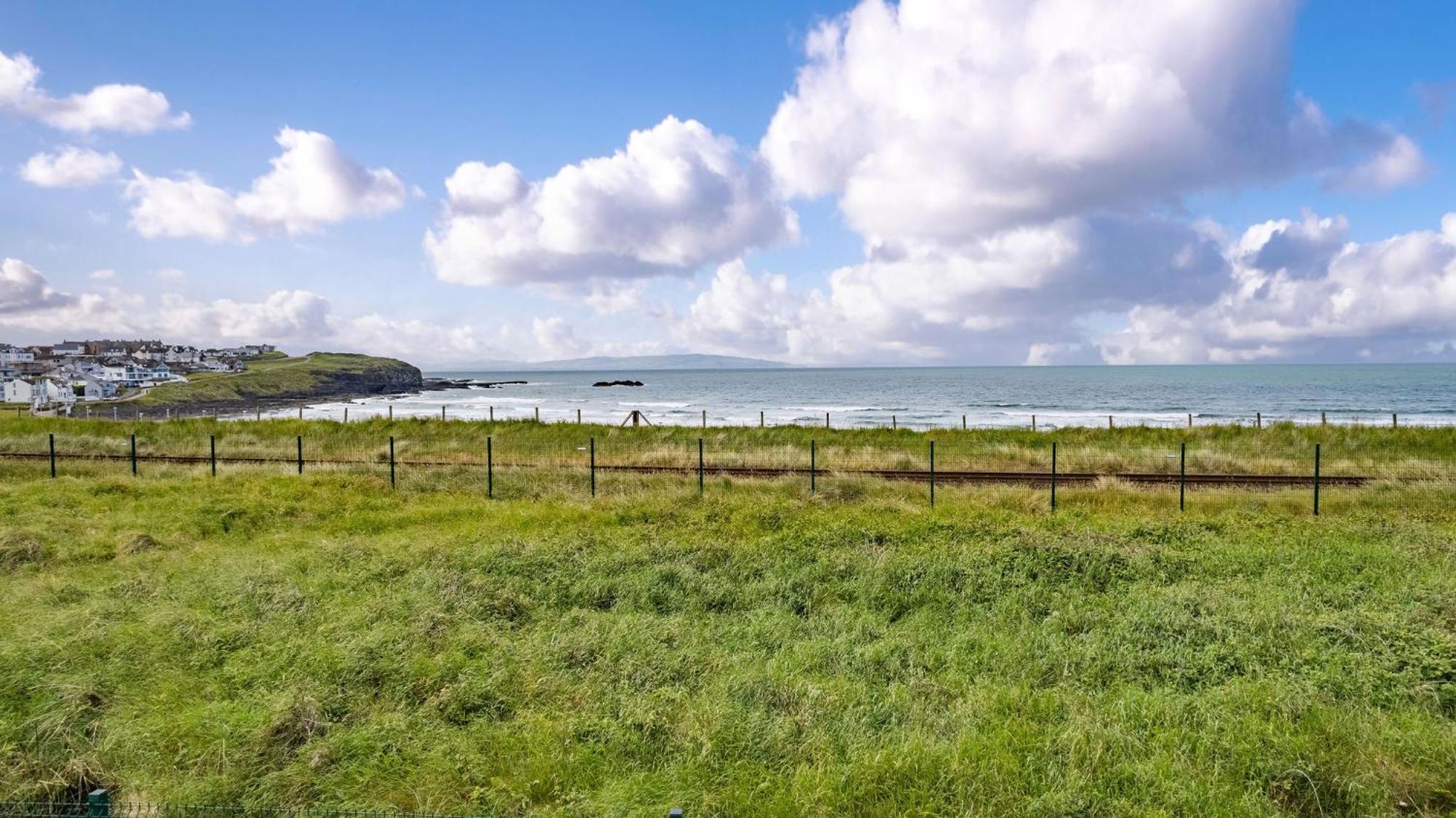 Апартаменты 6 Dunluce Park - Portrush By The Sea Экстерьер фото